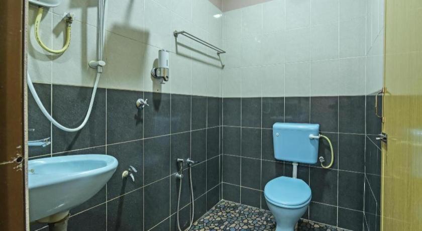 Oyo 90642 Twin Mutiara Chalet & Homestay Jeli Exterior foto